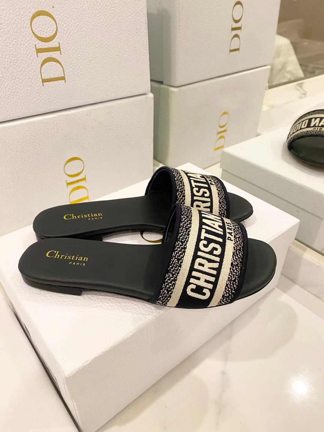 Color: Black, Length: Flat Slipper, Size: 38