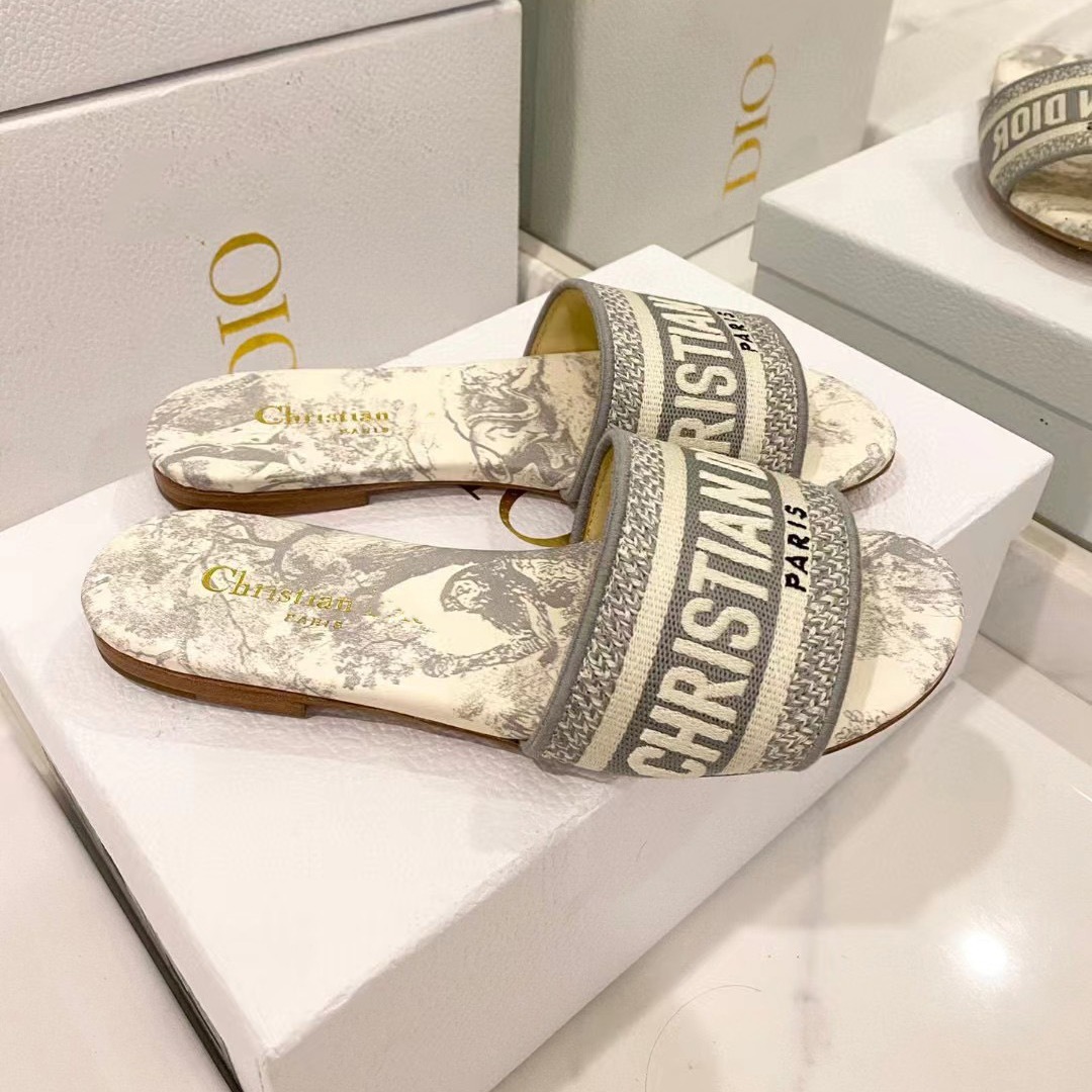 Color: Off White, Length: Flat Slipper, Size: 38